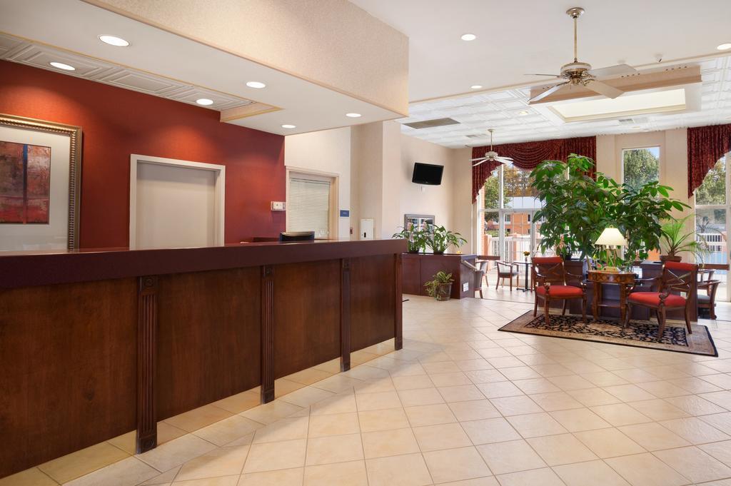 Hotel Baymont By Wyndham Warrenton Exteriér fotografie